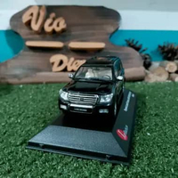 Diecast Miniatur Toyota Land Cruiser 200 VXR skala 1:43
