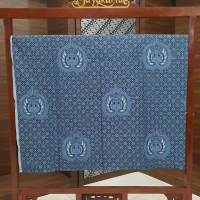 Kain Batik Jarik Solo Ukel Dagel Soga Biru