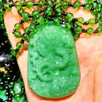 Kalung Liontin Batu Giok Hijau Motif Naga Bonus Tali