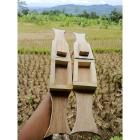Cetakan buras kayu ukuran lubang 5×10.