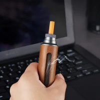 Mini Portable Ashtray Cigarette Holder Smoker Accessories for Men Cigarette Pipe Car Smoking Dust-free Artifact