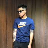 美國百分百【全新真品】Nike T恤 耐吉 短袖 T-shirt 短T 運動 休閒 經典大logo 深藍 S號 I010
