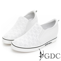 GDC-真皮印花圖騰素色休閒車邊懶人休閒鞋-白色