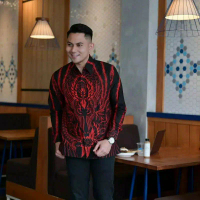 kemeja batik premium pria peksi merah reguler fit A001
