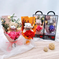 【六分埔禮品】柔柔玫香小熊滿天星LED香氛花束-多色任選(擺飾玫瑰花束情人節母親節畢業禮物人造花)