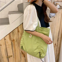 Green embroidered little daisy shoulder bag literary student canvas bag girl handbag grocery shopping bag fabric tote bag