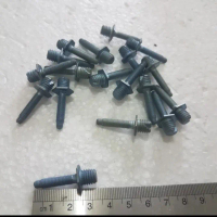 Baut Gril dan Trunklid Mobil Universal Allbrand Panjang 3,3CM