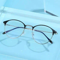 Kacamarta Photocromic Frame Titanium Model Oval Semi Cat Eye kacamata