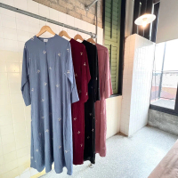 Croquette Embroidery Abaya