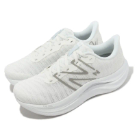 【NEW BALANCE】慢跑鞋 Fuelcell Propel v4 D 寬楦 女鞋 白 銀 緩震 運動鞋 NB(WFCPRLW4-D)