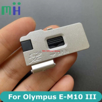 （Silver）NEW For Olympus EM10 III E-M10 III Battery Door Lid Cap Cover Base Plate EM10III E-M10 Mark III Part