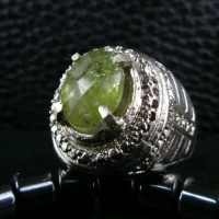 CINCIN NATURAL GREEN GARNET