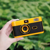 Yellow 35 MM Camara Desechabe Built in Flash Retro Reusable Film Camera 35MM