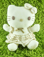 【震撼精品百貨】Hello Kitty 凱蒂貓~KITTY絨毛娃娃-環保圖案-米色