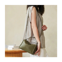 【Darker Than Black】Mini Valley Cube Shoulder Bag 迷你方型軟包/橄欖綠(斜背包/側背包/單肩