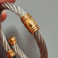 กำไลข้อมือวินเทจ Louis Morais 2กษัตริย์ มือสอง สภาพสวยมาก เรียบแอบหรู คําแนะนําการขายที่ร้อนแรงในเดื