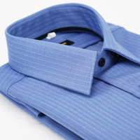 【金安德森】藍色白條紋黑內領黑扣窄版長袖襯衫-fast