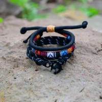 Gelang tenung khas lombok Yang sangat etik