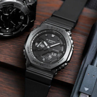 【CASIO 卡西歐】G-SHOCK 酷黑時尚 金屬八角防護構造雙顯錶 畢業 禮物(GM-2100BB-1A)