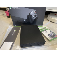 (買到賺到)9.9成新 XBOX ONE X ITB 盒裝公司貨 原廠手把X2 遊戲片X2