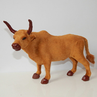 仿真小黃牛動物模型毛絨玩具牛櫥窗桌面擺件兒童識物斗牛教學模型