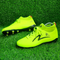 Wajib Beli !!! Sepatu Bola Specs Warna Stabilo Hijau Bonus kaos kaki dan deker Harga Promo Terlariss