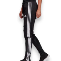 【adidas 愛迪達】女生 三線長褲 透氣 拉鍊口袋 窄管修身 休閒長褲 運動褲(D95957)
