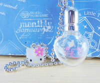 【震撼精品百貨】Hello Kitty 凱蒂貓 KITT造型香水瓶-項鍊款式-透明愛心 震撼日式精品百貨