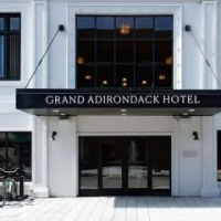 住宿 Grand Adirondack Hotel, Lake Placid, a Tribute Portfolio Hotel 普萊西德湖
