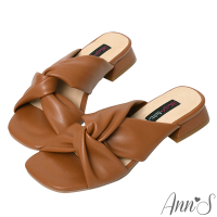 (季末換季出清)Ann’S棉質感受-柔軟扭結方頭涼拖鞋-棕(版型偏小)