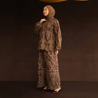 Lozy Hijab - Floure Embroidery Set (One Set Raya Blouse Skirt Bahan Katun Bordir) Seal Brown S7