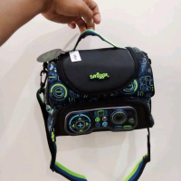 Lunch bag smiggle bahan tebal tahan air 100% original