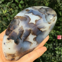 天然馬達加斯加海洋玉髓水草瑪瑙原石把玩石收藏奇石實物圖