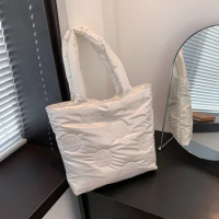 Downy Cotton Winter Large-capacity Shoulder Bag New Fashion Design Shoulder Bag Portable Big Female Luxury Brand Shoulder Bag