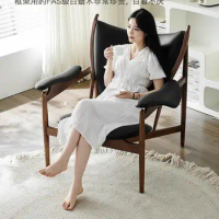 Designer Artistic Solid Wood Single Chief Chair Jay Chou Same Style caramel Single Chair Drunken Leather Sofa Chair