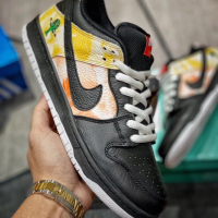 #純原版本SB Dunk Low 「Raygun」外星人 雷射槍