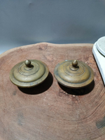 日本回流銅器古董銅供杯一對，保真包老，全品。皮殼很老，厚重，