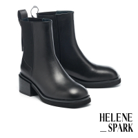 【HELENE_SPARK】率性內斂鬆緊帶拼接牛皮方頭高跟短靴(黑)