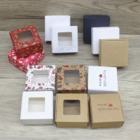 50Pcs 5.5*5.5*2.5cm DIY handmade gifts wrapping box wholesale kraft paper box Red snow christmas gifts candy favor package box