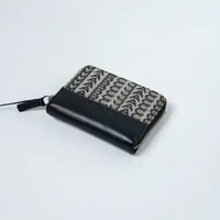 Dompet MARC JACOBS MONOGRAM TEXT BLACK BEIGE ZIP WALLET 100% ORIGINAL 11X8CM