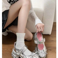 Ballet sneaker with bow detail, platform sole, Y3K style—easy to pair for stylish women