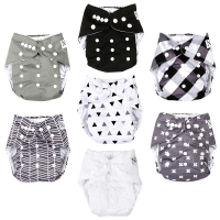 【Nora’s Nursery】美國口袋式布尿布7件組 黑白幾何(環保布尿布 可水洗可重複用 附尿墊送收納袋)