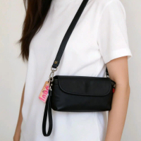 Inoe Slingbag Tas Wanita Premium Bahan Kulit sintetis ,Full furing bagian dalam dilengkapi juga dg r