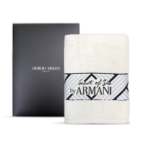Giorgio Armani 夏日海灘巾