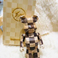 Bearbrick Karimoku Fragment 400% Polygon Chess Wood Diamond-shaped checkerboard lightning rainbow skateboard wood is about 28 cm