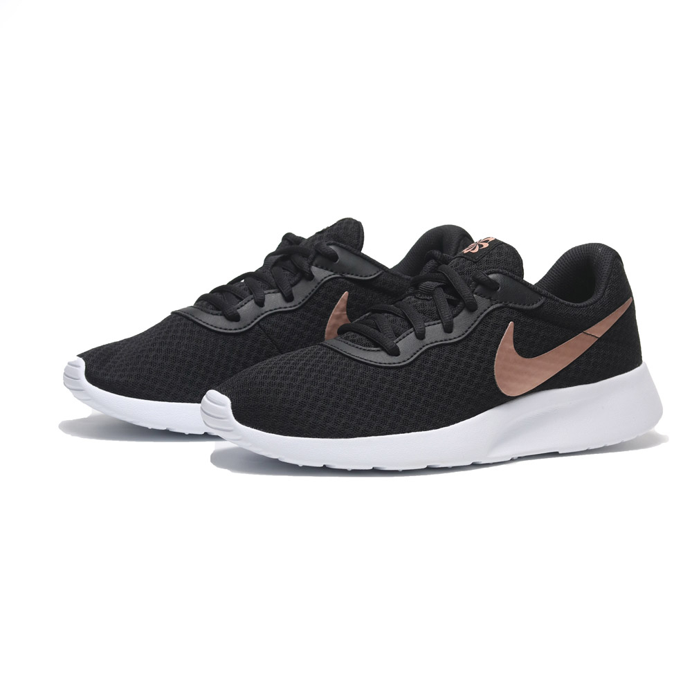 Womens tanjun nike top