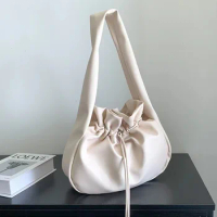 Niche Retro Luxury Soft Leather Drawstring Pleated Bag High-end Fashion Pleated Shoulder Bag Large Capacity Casual Handbag