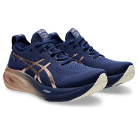 【asics 亞瑟士】慢跑鞋 女鞋 運動鞋 緩震 白金系列 GEL-NIMBUS 26 PLATINUM 藍金 1012B740-400