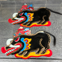 Celeng Srenggi Mahkota Jumbo ukuran panjang 80cm tinggi 50cm Bahan Talang