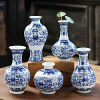 Chinese Table Top Antique Blue and White Porcelain Vase Decoration Crafts Ceramic Flower Arrangement